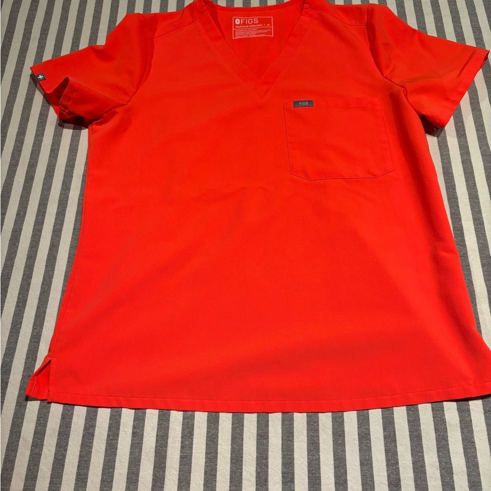 Figs Red Scrub Top